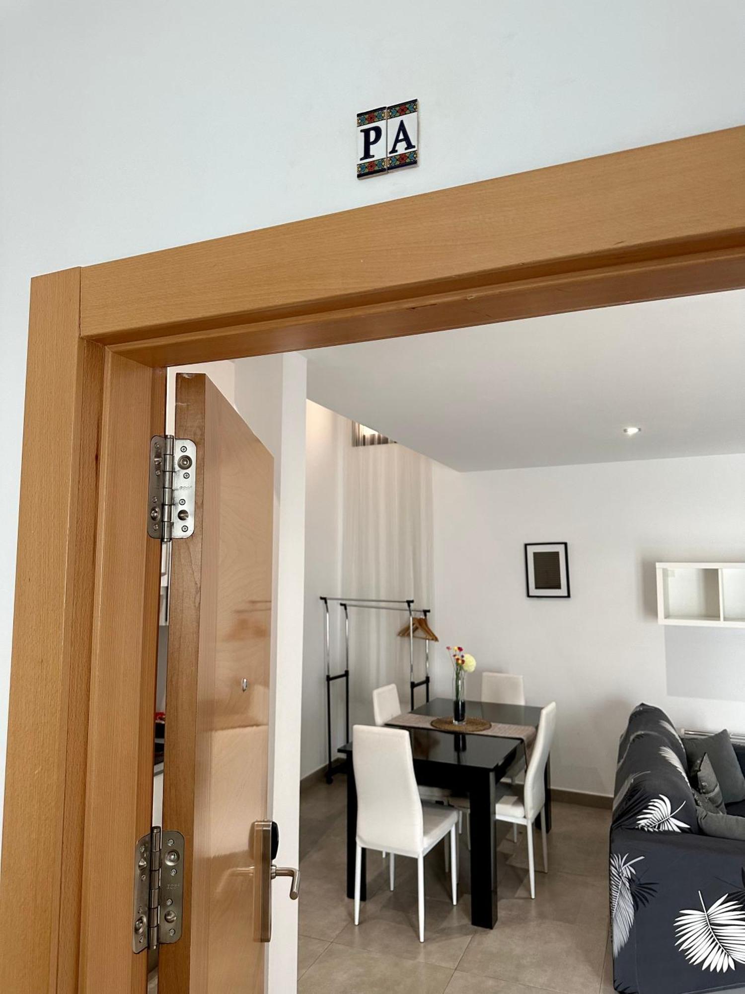 Nest Flats Granada Apartment Luaran gambar