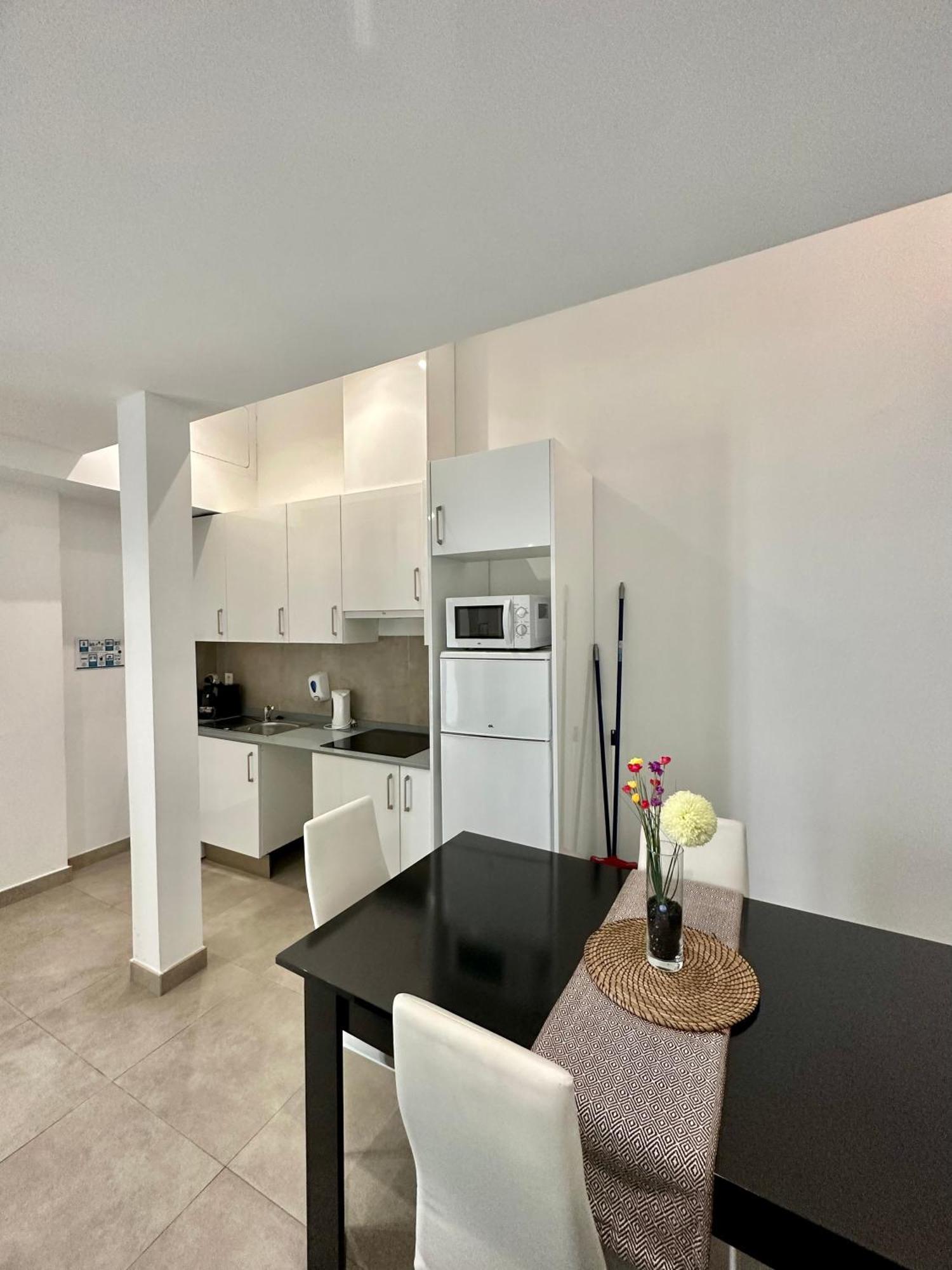 Nest Flats Granada Apartment Luaran gambar