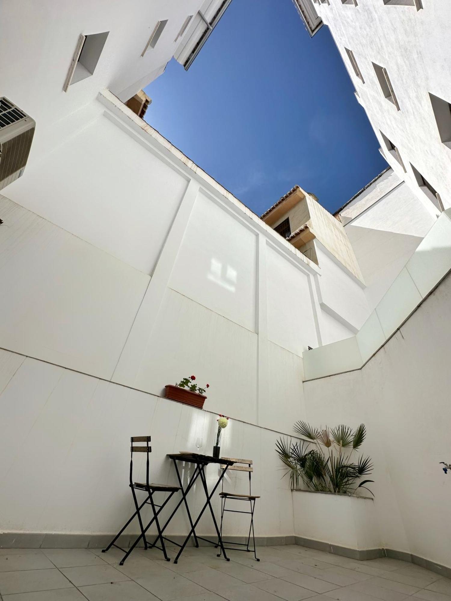 Nest Flats Granada Apartment Luaran gambar
